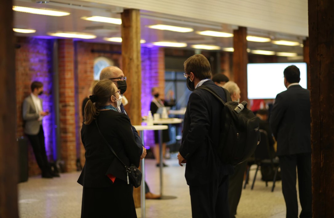 5 Tips for Hosting a Business Event after the Holiday Season